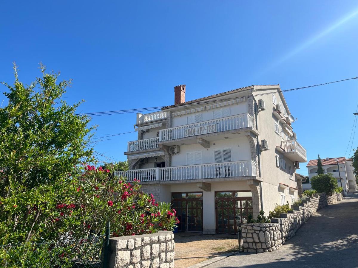 Apartments Vuksan Ραμπ Εξωτερικό φωτογραφία